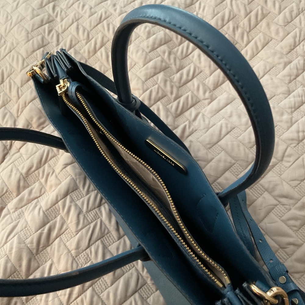 Michael Kors Mercer Studio Large Pebbled Leather Satchel Tote Crossbody (Blue) - Picture 7 of 8